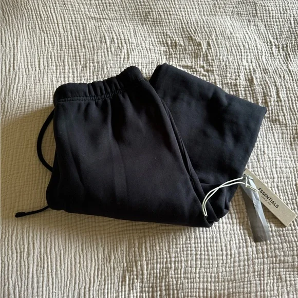 Essentials Black Sweatpants Comfortable Joggers - Picture 2 of 6